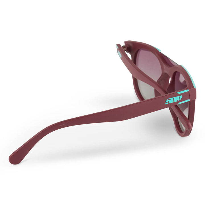Polarized Violet Gradient Tint