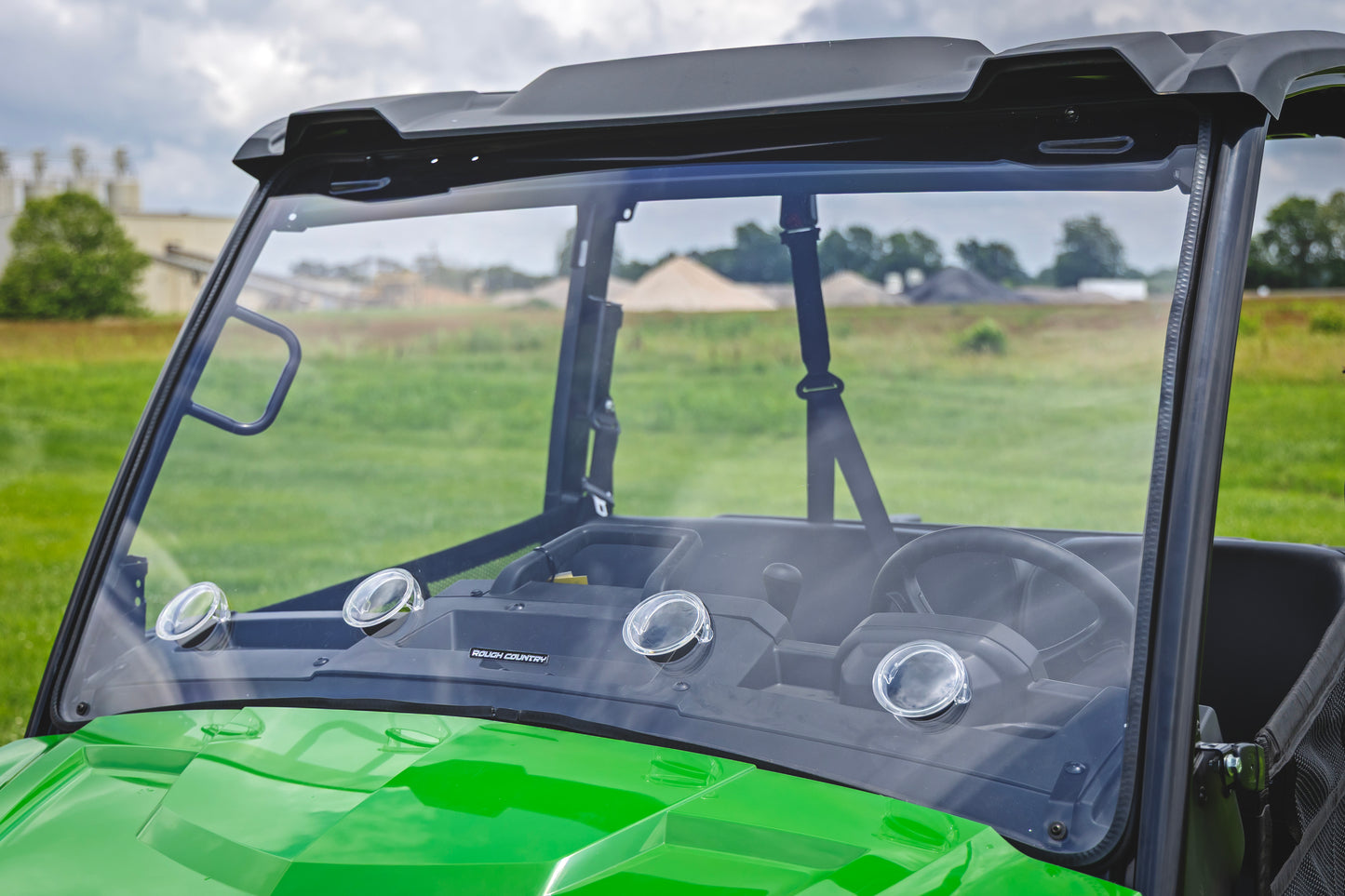 Rough Country Vented Full Windshield - for John Deere Gator XUV 835