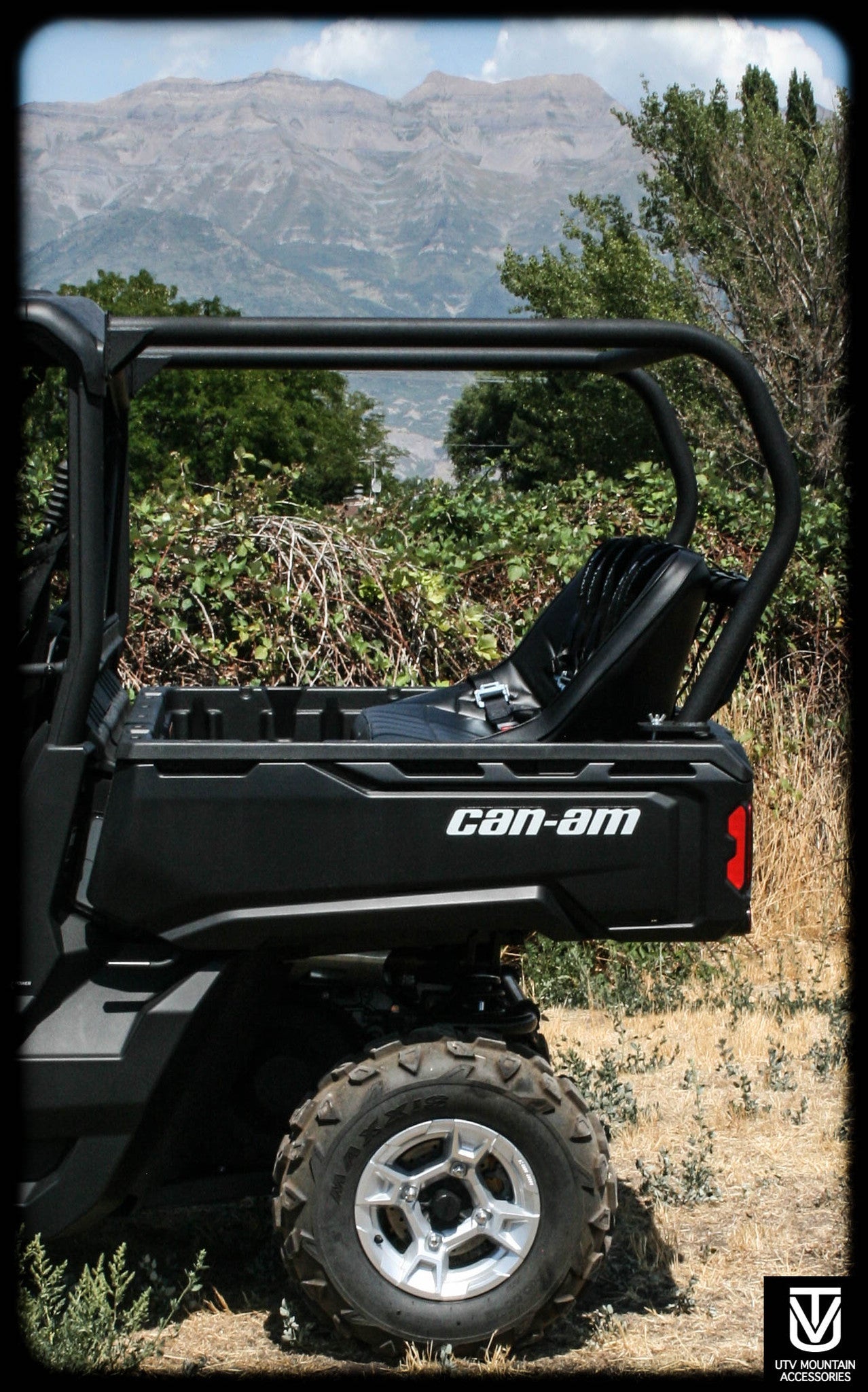 Defender Backseat and Roll Cage Kit (2016-2024)