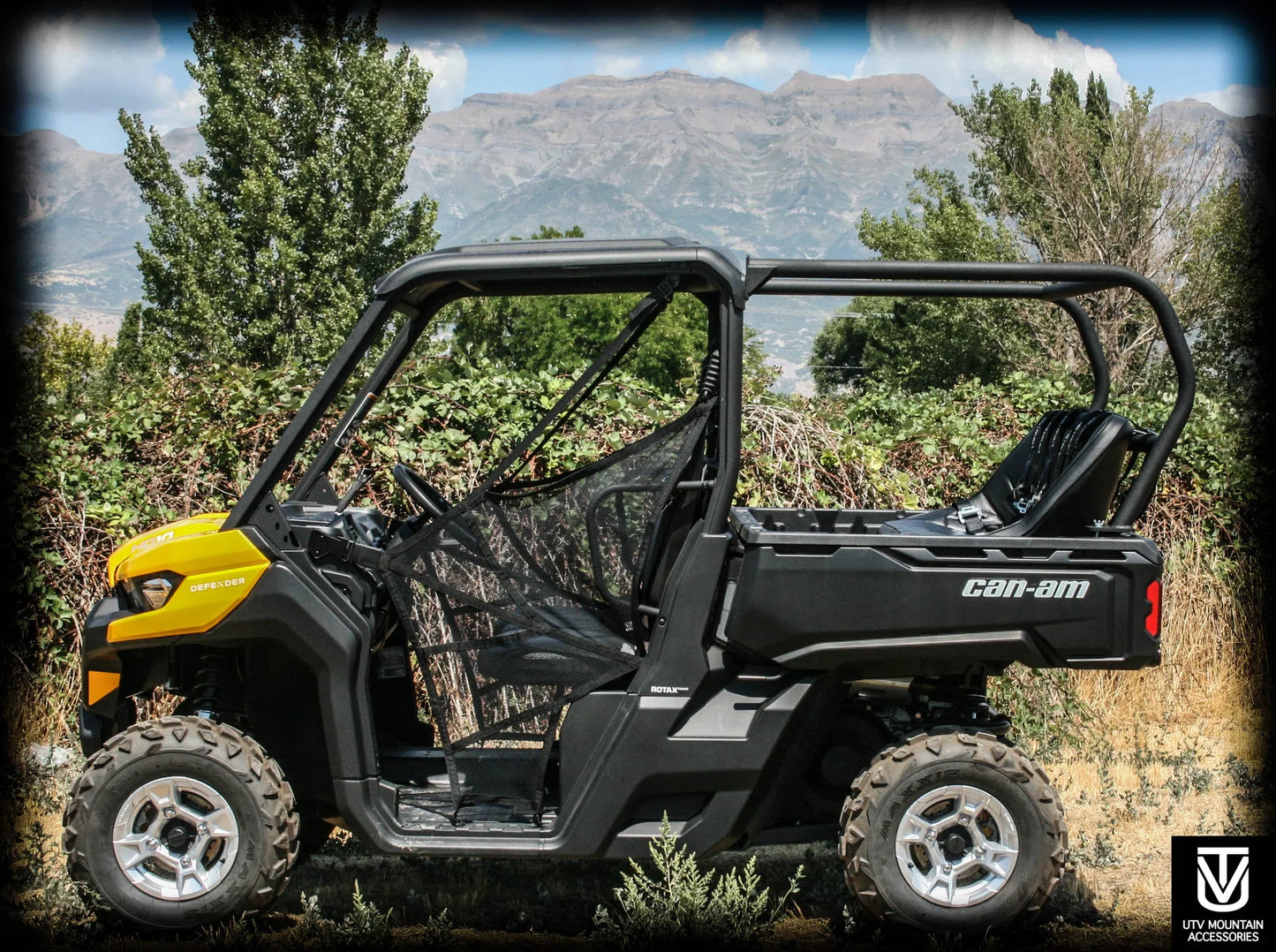 Defender Backseat and Roll Cage Kit (2016-2024)