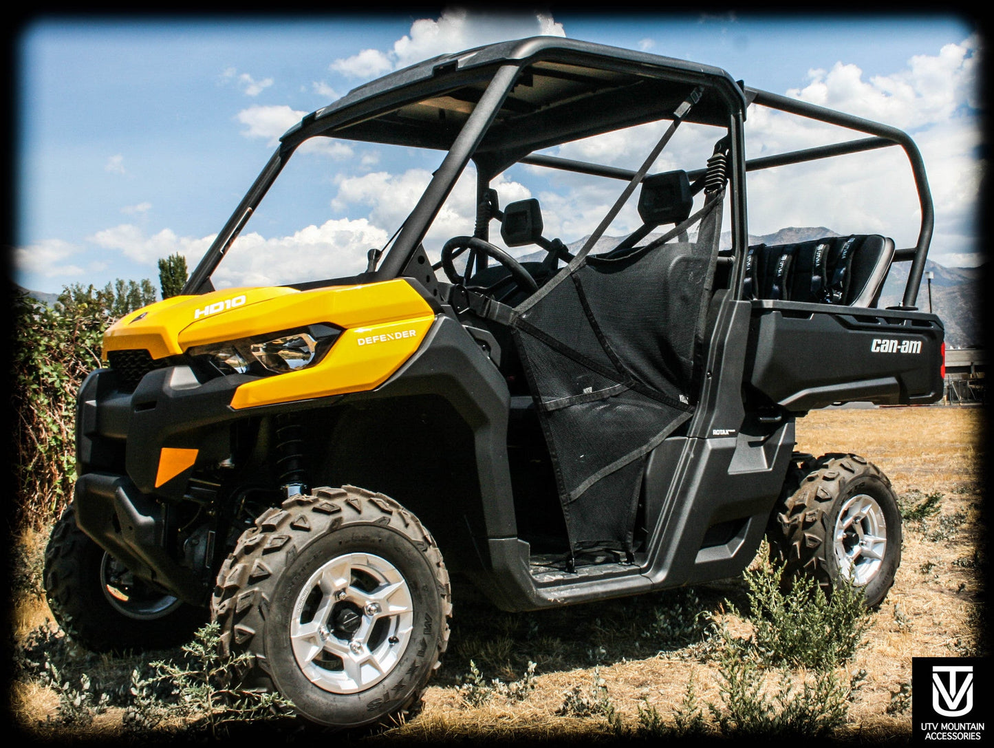 Defender Backseat and Roll Cage Kit (2016-2024)