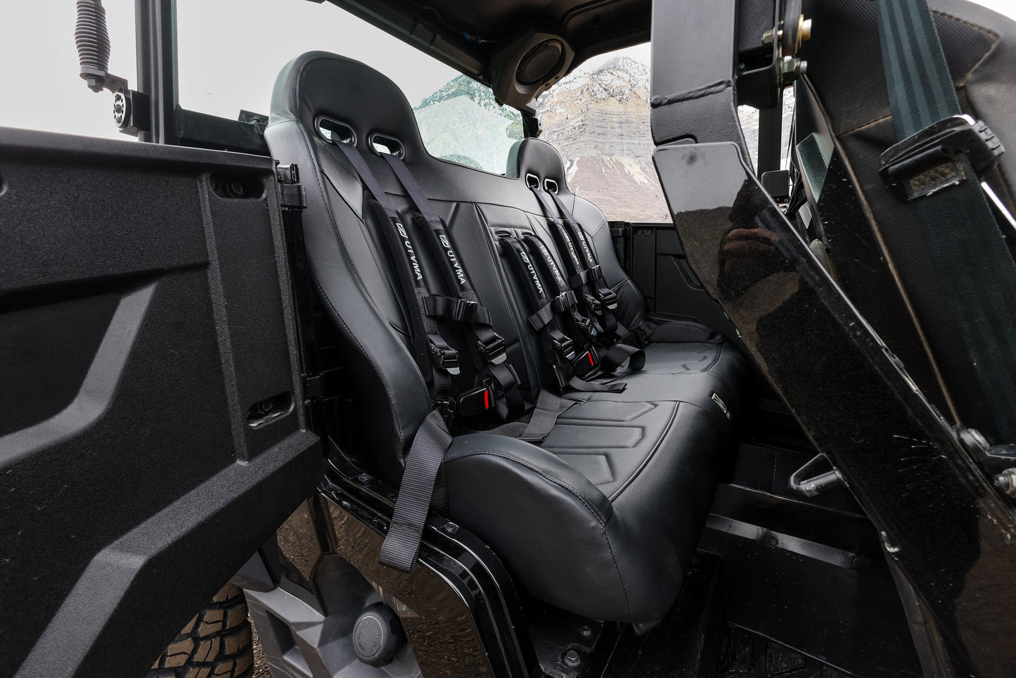 General 1000 Rear Bench Seat W Harnesses (2017-2025)