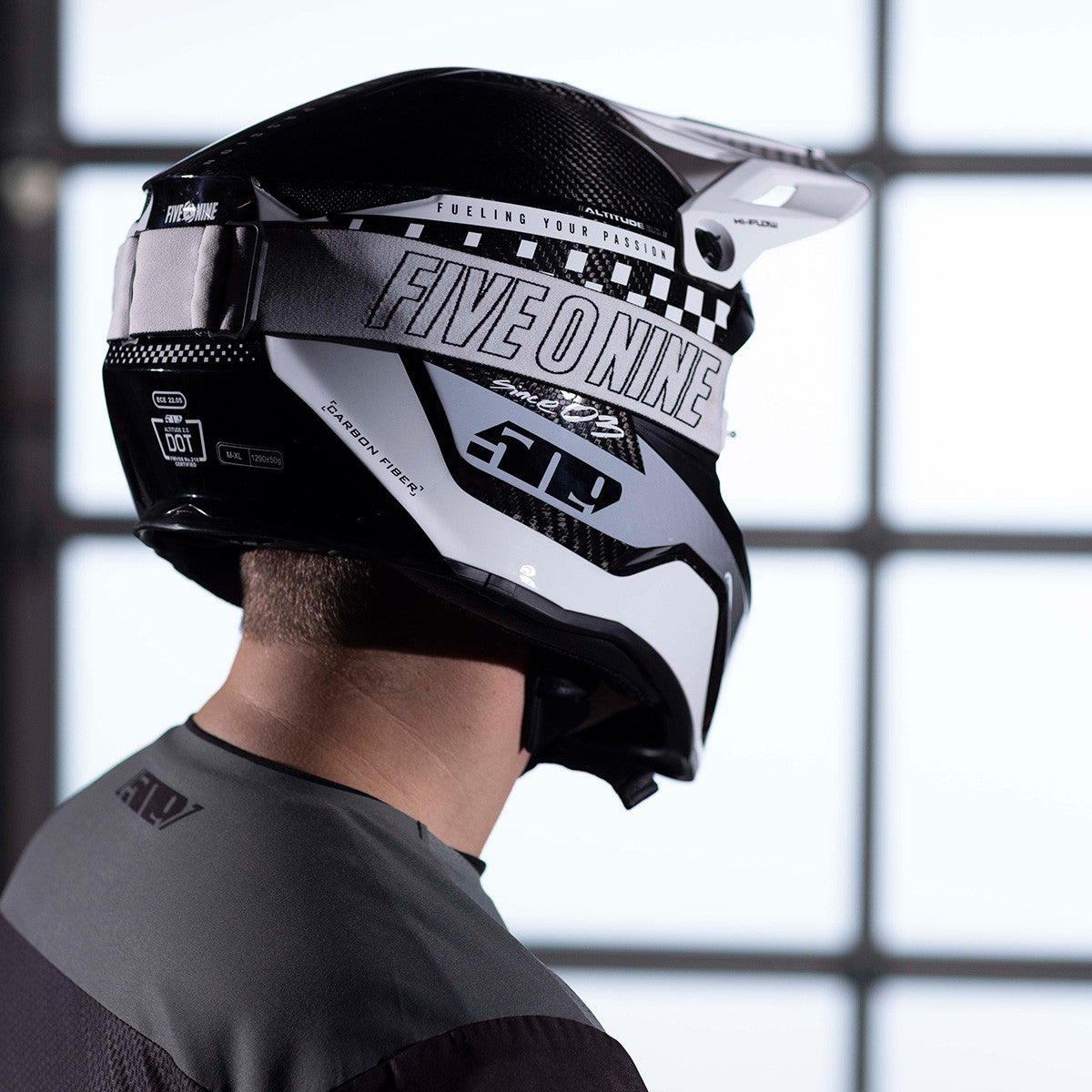 carbon fiber 1 2 motorcycle helmet 509 Altitude 2.0 Offroad Carbon Fiber Helmet