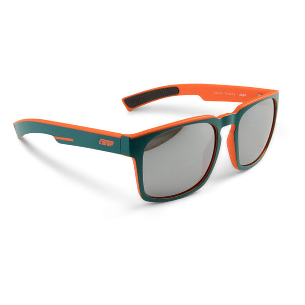 Polarized Dark Chrome Mirror with Smoke Tint